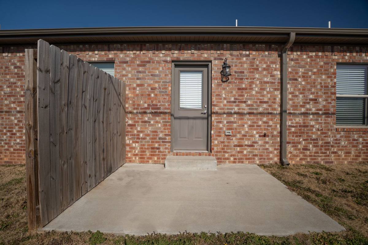 House for rent at 1703 Booker Circle, Pea Ridge, AR 72751