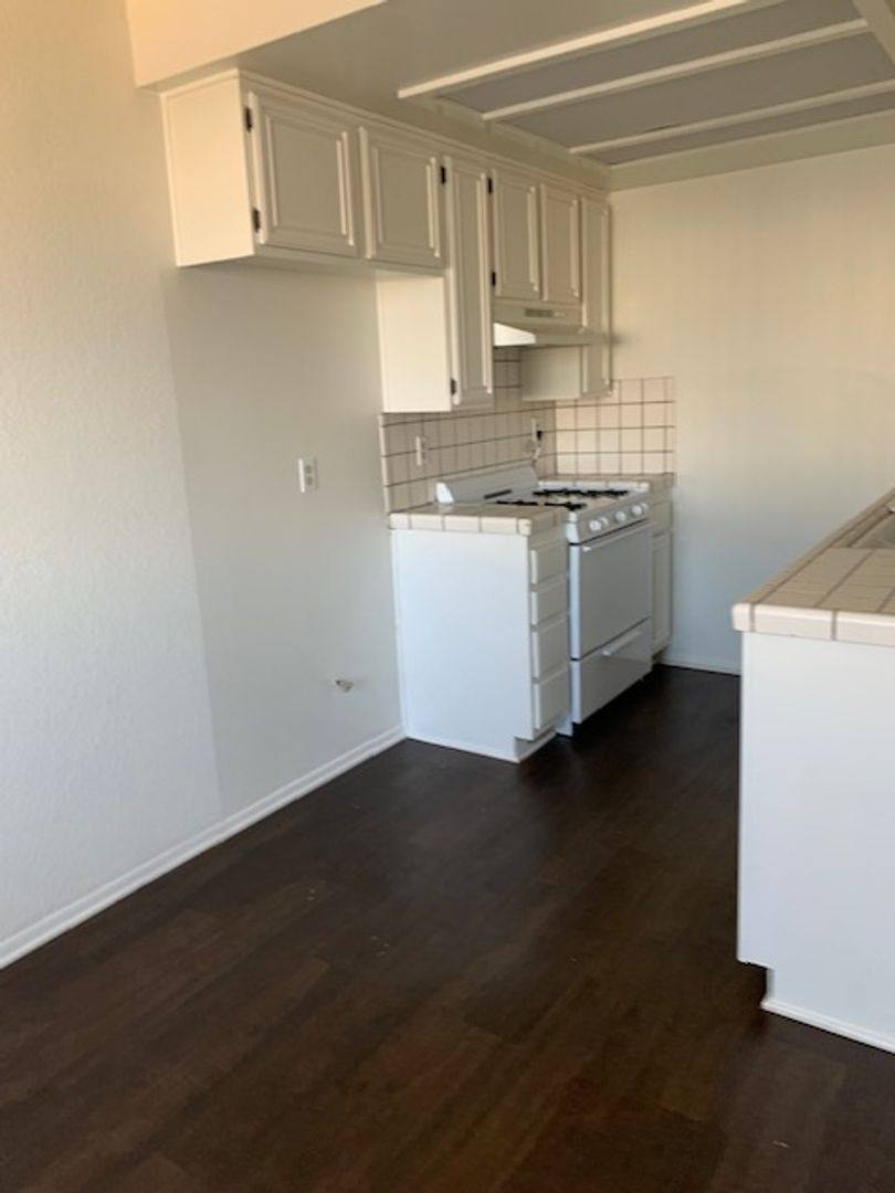Apartment for rent at 498 W 13th St, San Pedro, CA 90731