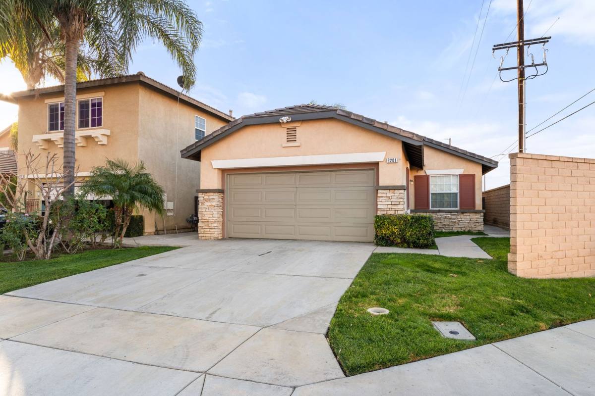 House for rent at 2201 Jornada Dr, Perris, CA 92571
