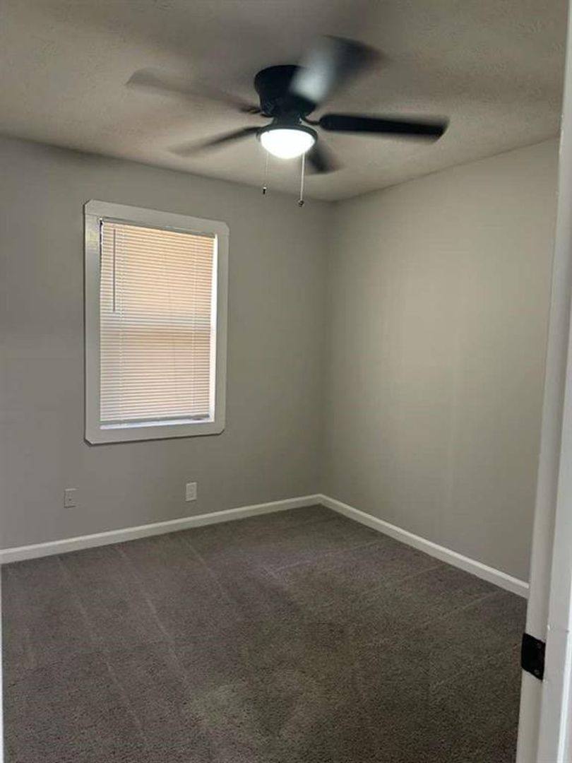 Townhouse for rent at 337 Bradley Woods Court, Lilburn, GA 30047
