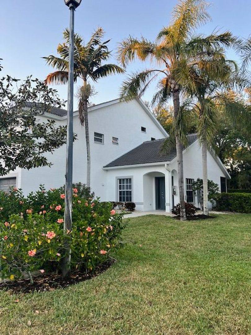 Apartment for rent at 1130 Partridge Circle, Naples, FL 34104