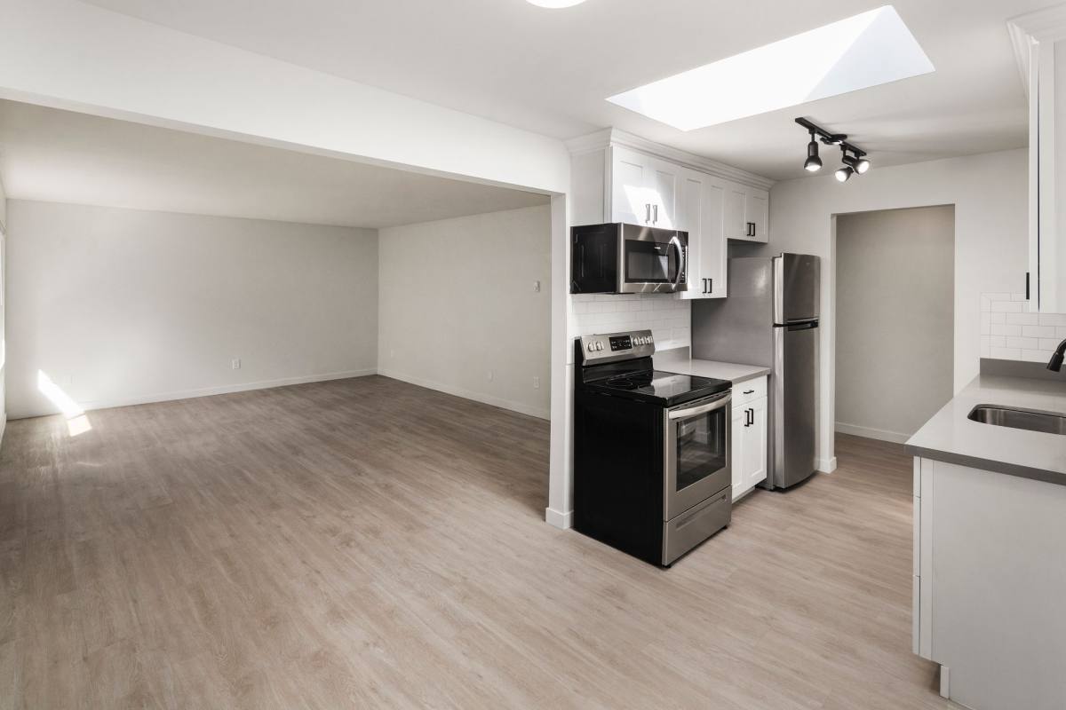 Apartment for rent at 11515 26th Ave NE, Seattle, WA 98125