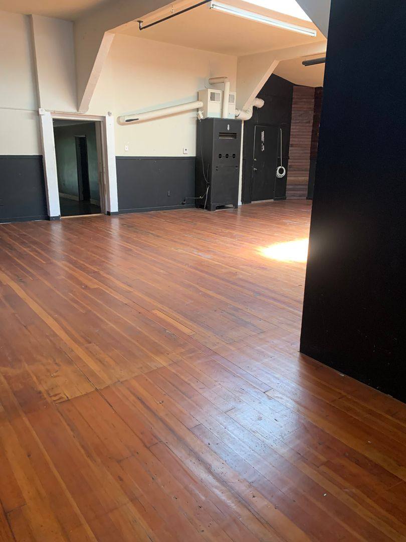 Apartment for rent at 1200 & 1246 20th Ave, Oakland, CA 94606