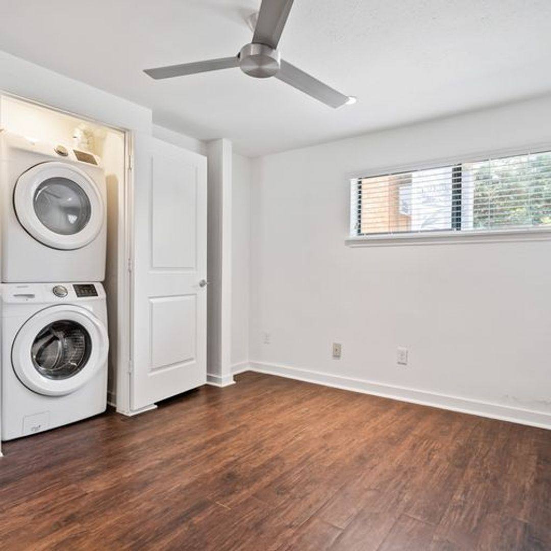 Apartment for rent at 1717 Norfolk, Houston, TX 77098