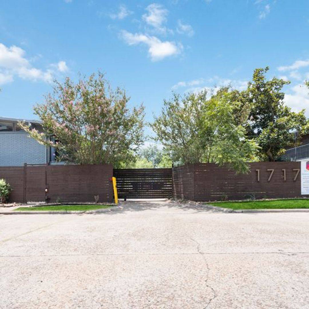 Apartment for rent at 1717 Norfolk, Houston, TX 77098
