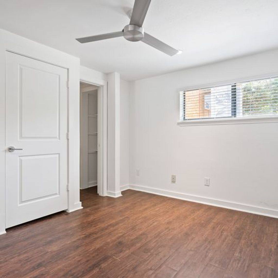 Apartment for rent at 1717 Norfolk, Houston, TX 77098