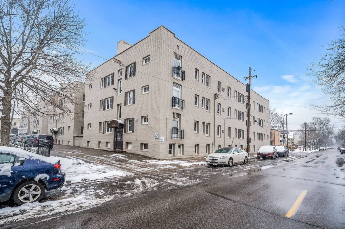 Apartment for rent at 1101-1105 W 28th St, Minneapolis, MN 55408