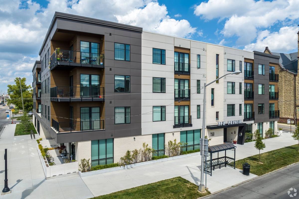 Apartment for rent at 750 E Broad St, Columbus, OH 43205