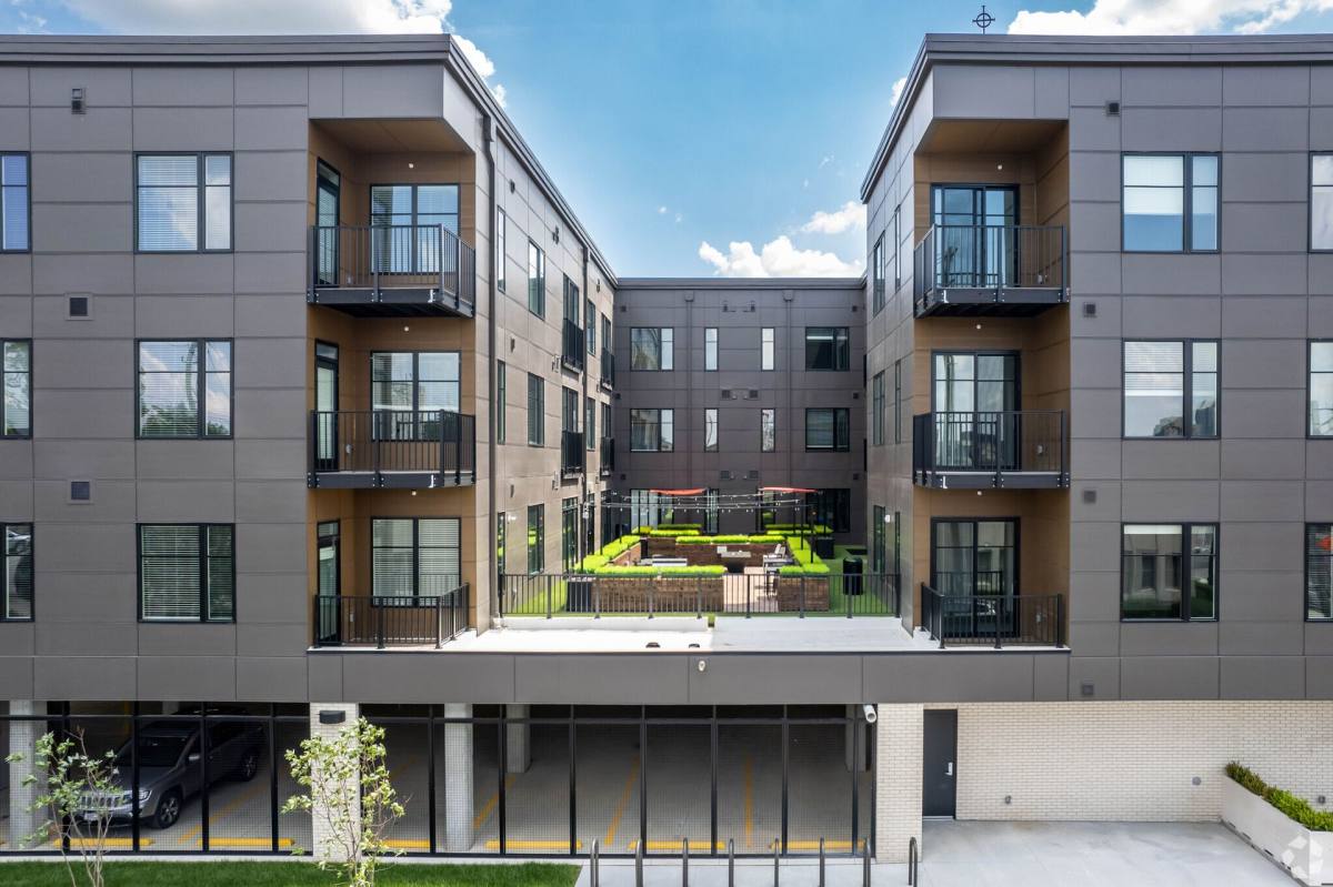 Apartment for rent at 750 E Broad St, Columbus, OH 43205
