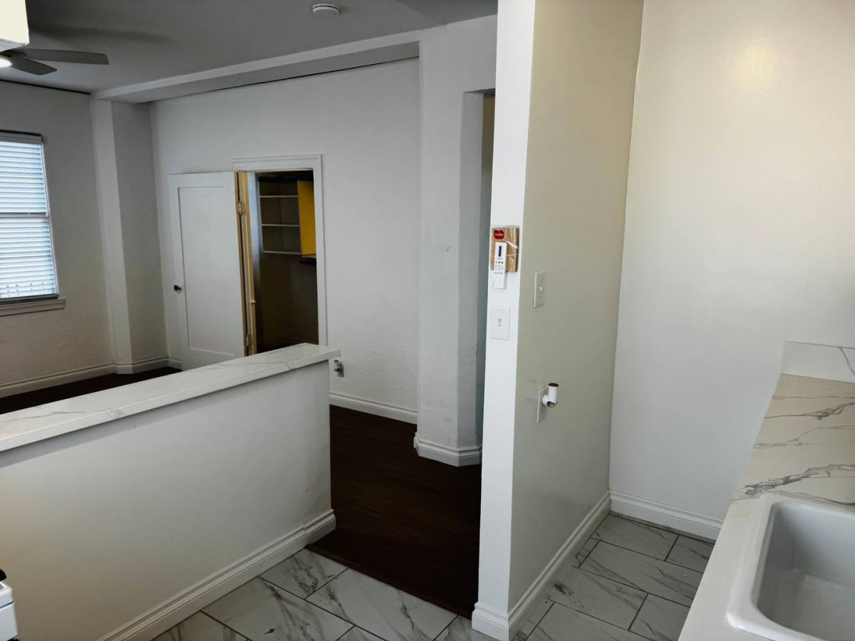 Apartment for rent at 229 W 6th St, Long Beach, CA 90802