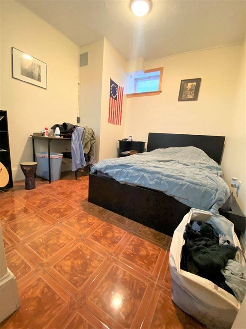 Apartment for rent at 75 Babcock St #1A, Brookline, MA 02446