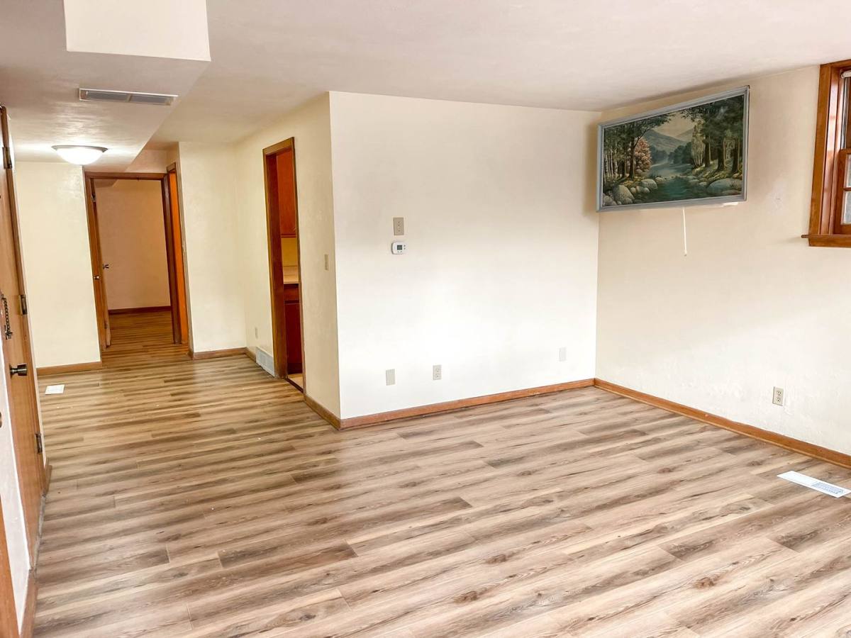 Apartment for rent at 1420 E St, Lincoln, NE 68508