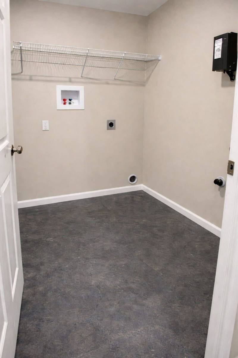 Townhouse for rent at 180 Summit St, Cotter, AR 72626