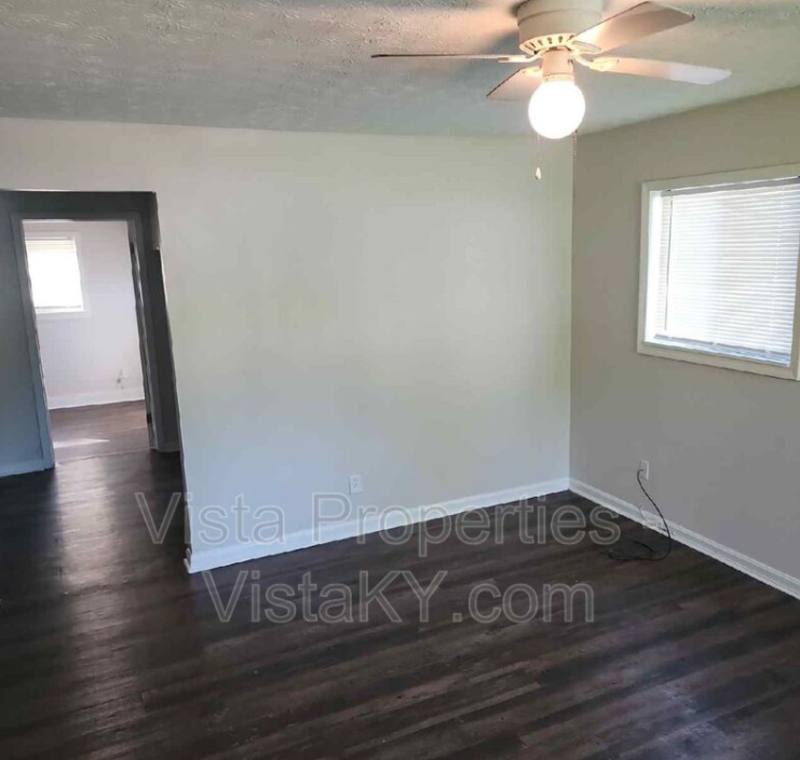 House for rent at 4816 Andalusia Lane, Louisville, KY 40272