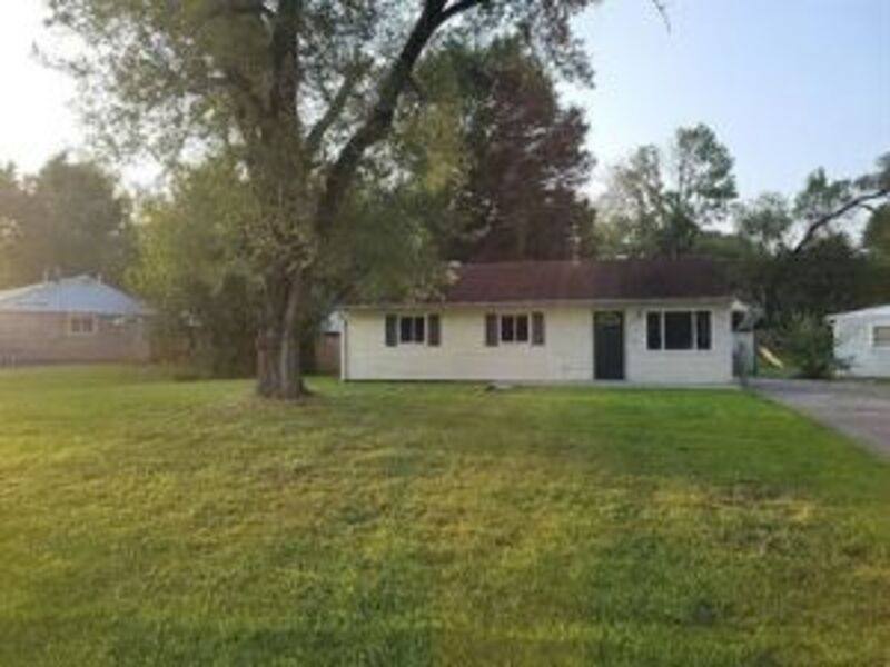 House for rent at 4816 Andalusia Lane, Louisville, KY 40272