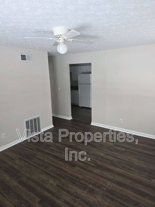House for rent at 4816 Andalusia Lane, Louisville, KY 40272