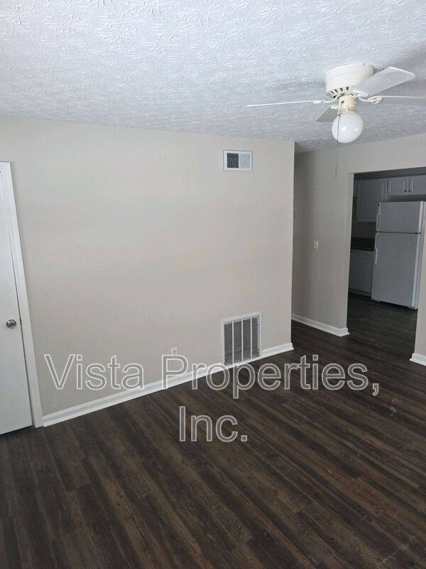 House for rent at 4816 Andalusia Lane, Louisville, KY 40272