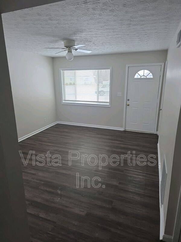 House for rent at 4816 Andalusia Lane, Louisville, KY 40272