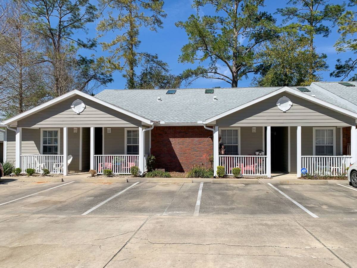 Apartment for rent at 3901, 3911, 4003, 4013 SW, Gainesville, FL 32608