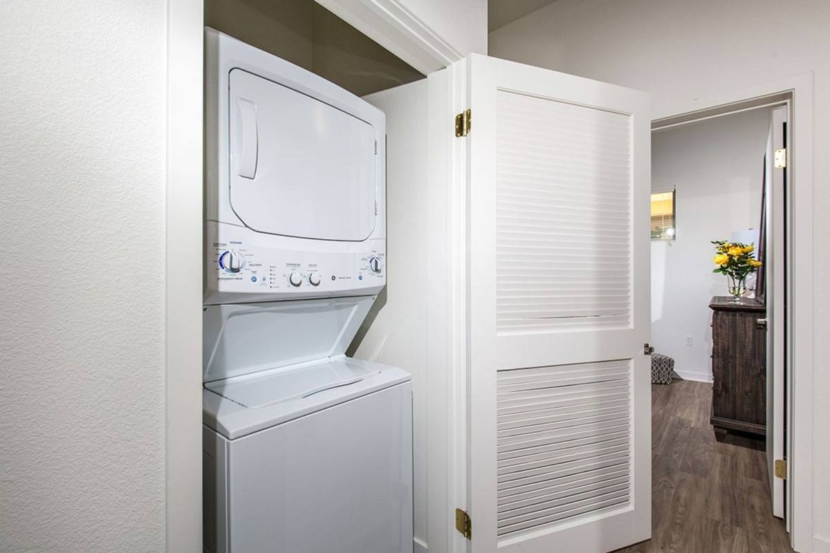 Apartment for rent at 4330-4350 Palm Ave, La Mesa, CA 91941