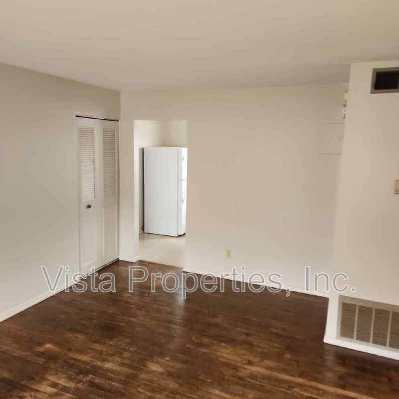 Apartment for rent at 902 Sinclair St #3, Fairdale, KY 40118