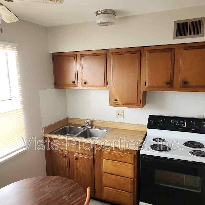 Apartment for rent at 902 Sinclair St #3, Fairdale, KY 40118