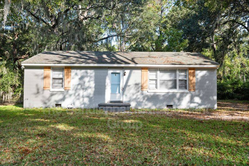 House for rent at 1520 Sutton St, Charleston, SC 29412