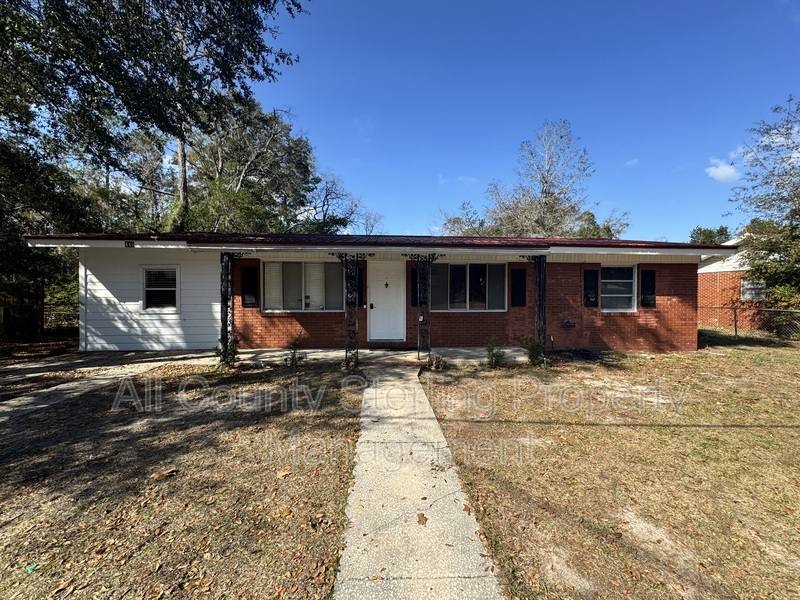 House for rent at 446 SW Theresa Court, Lake City, FL 32025