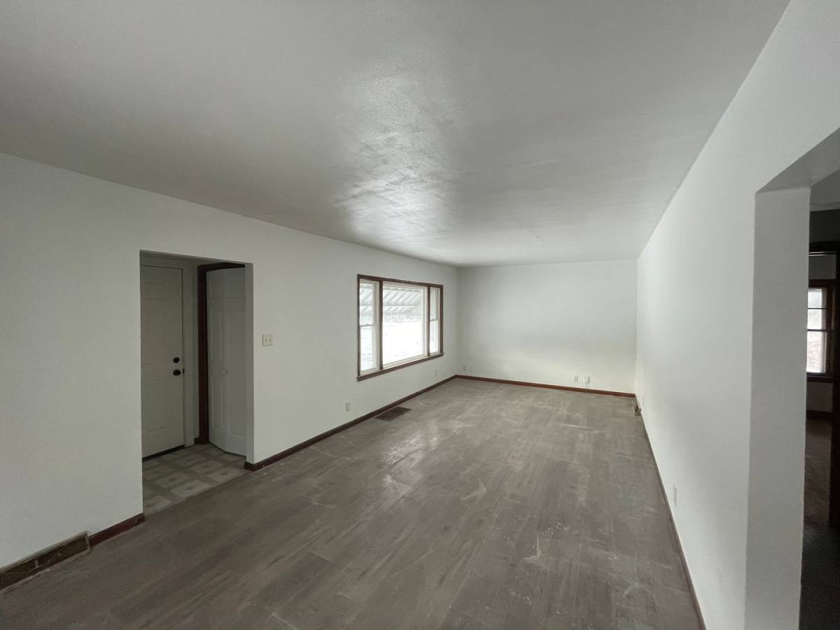 House for rent at 1929 E Spruce St, Springfield, IL 62702