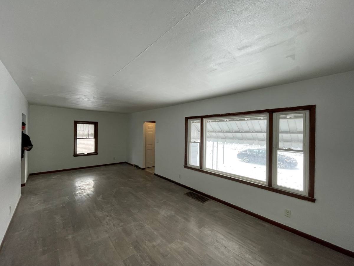 House for rent at 1929 E Spruce St, Springfield, IL 62702
