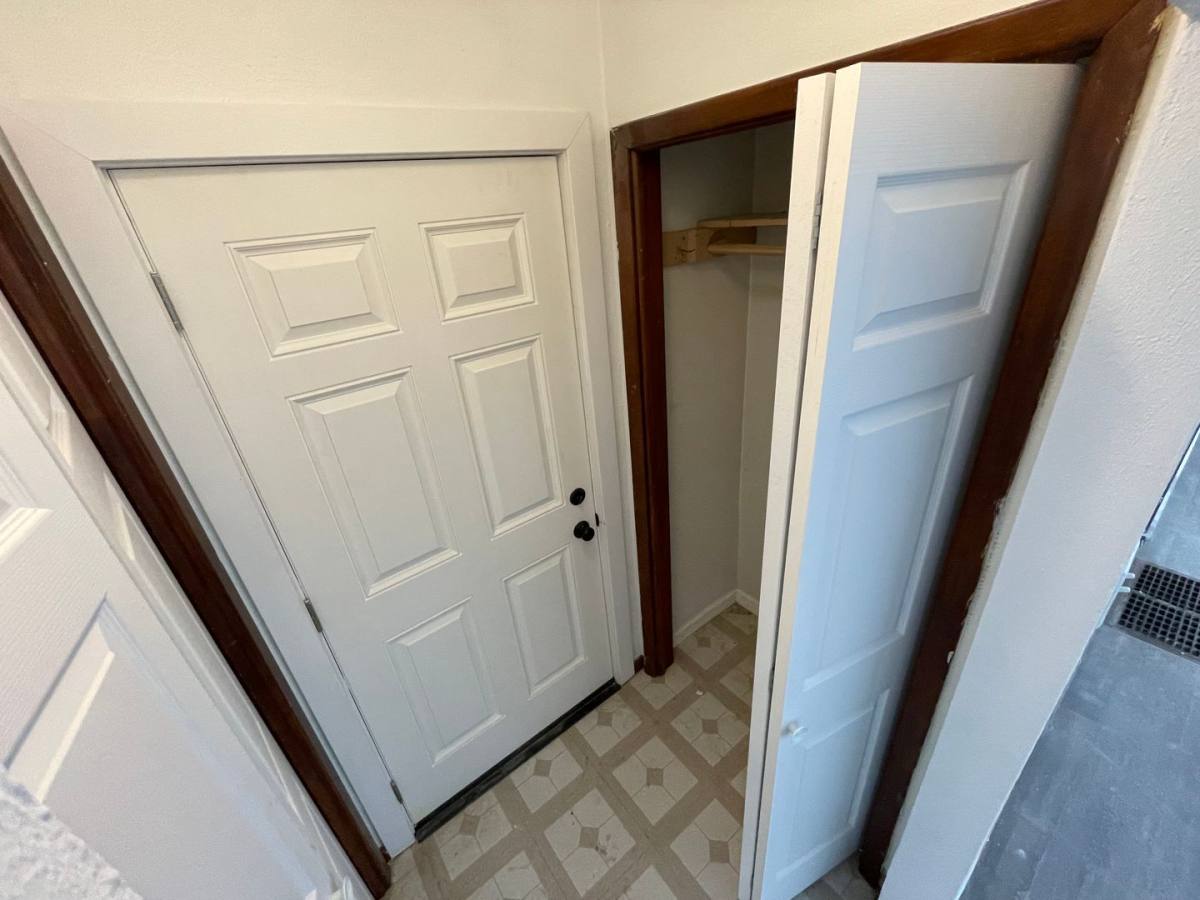 House for rent at 1929 E Spruce St, Springfield, IL 62702