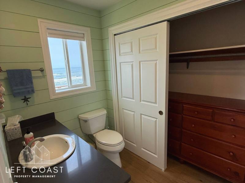 House for rent at 8788 SW Marine View St, South Beach, OR 97366