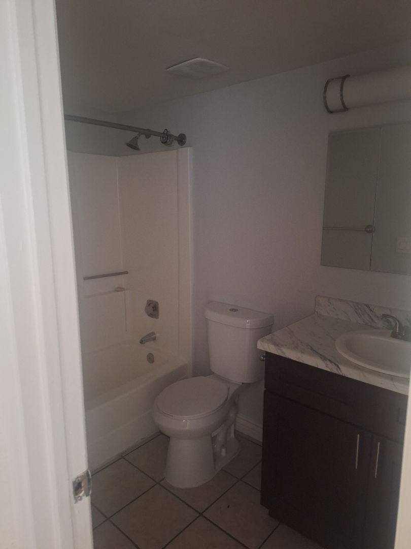 Apartment for rent at 1623 W Denton, Phoenix, AZ 85015
