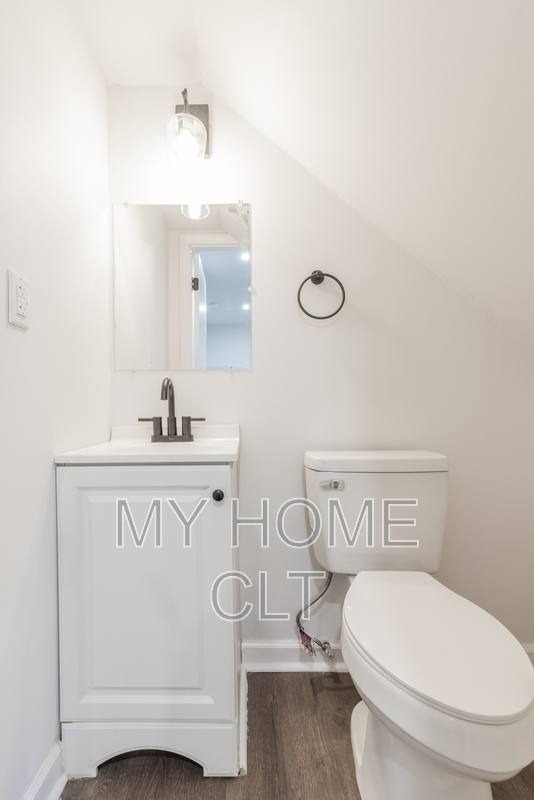 Townhouse for rent at 931 Cantwell St #1, Charlotte, NC 28208
