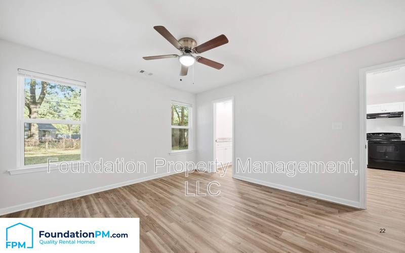 House for rent at 1398 E Barton Ave, West Memphis, AR 72301