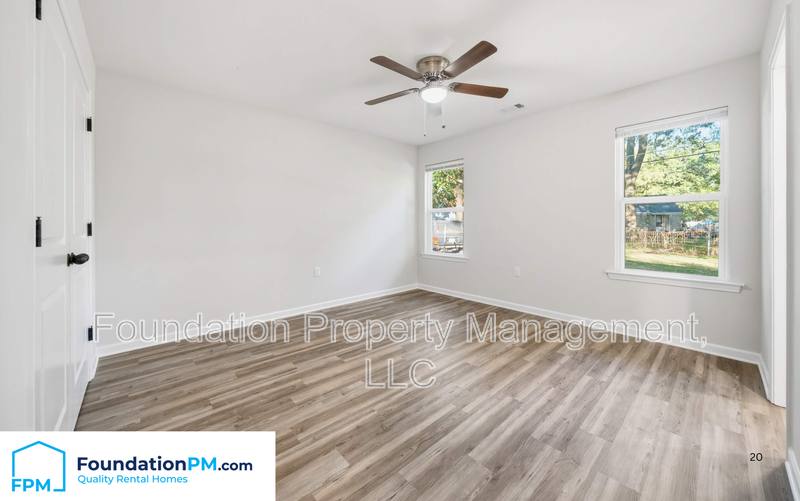 House for rent at 1398 E Barton Ave, West Memphis, AR 72301
