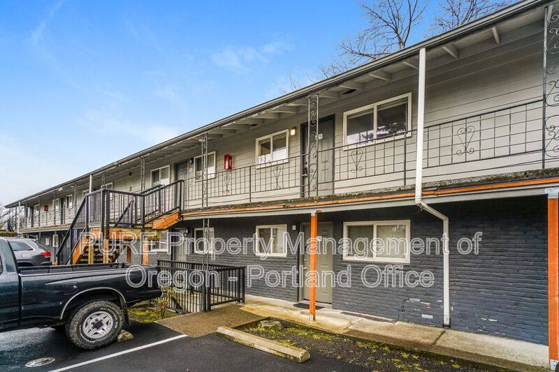 Apartment for rent at 18411 E Burnside St #205, Portland, OR 97233