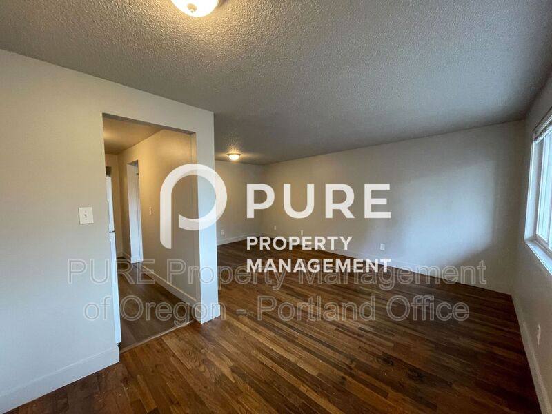 Apartment for rent at 18411 E Burnside St #205, Portland, OR 97233