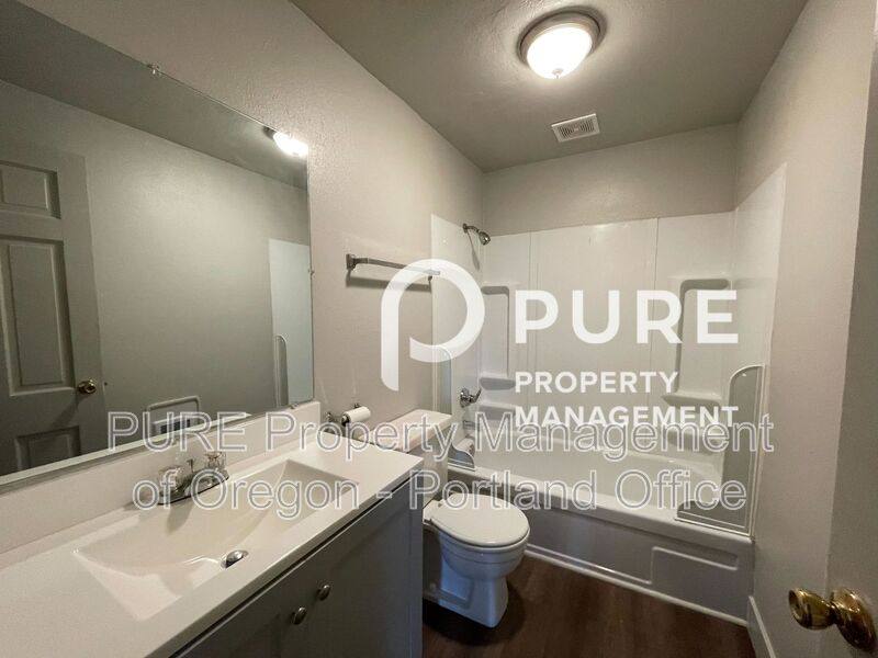 Apartment for rent at 18411 E Burnside St #205, Portland, OR 97233
