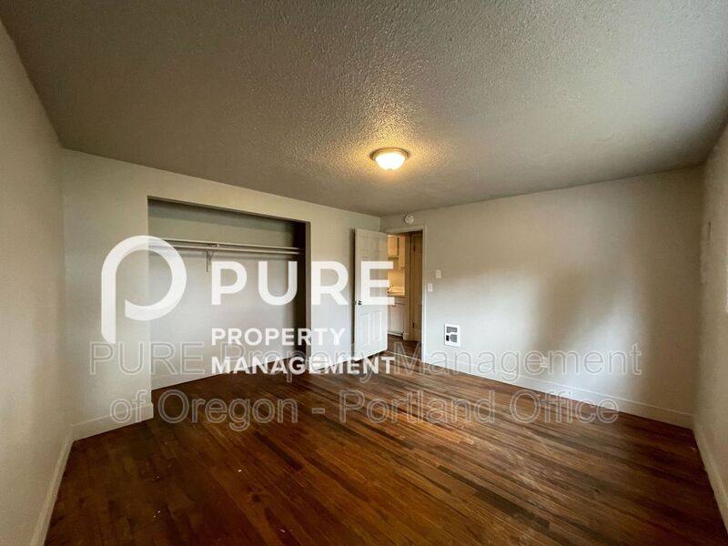 Apartment for rent at 18411 E Burnside St #205, Portland, OR 97233