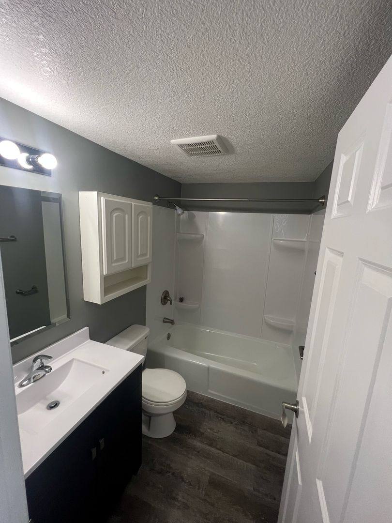 Apartment for rent at 216 3rd Ave Se, 217 & 225 4th SE, Osseo, MN 55369