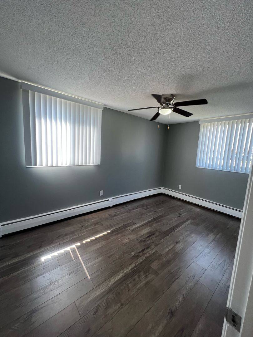 Apartment for rent at 216 3rd Ave Se, 217 & 225 4th SE, Osseo, MN 55369
