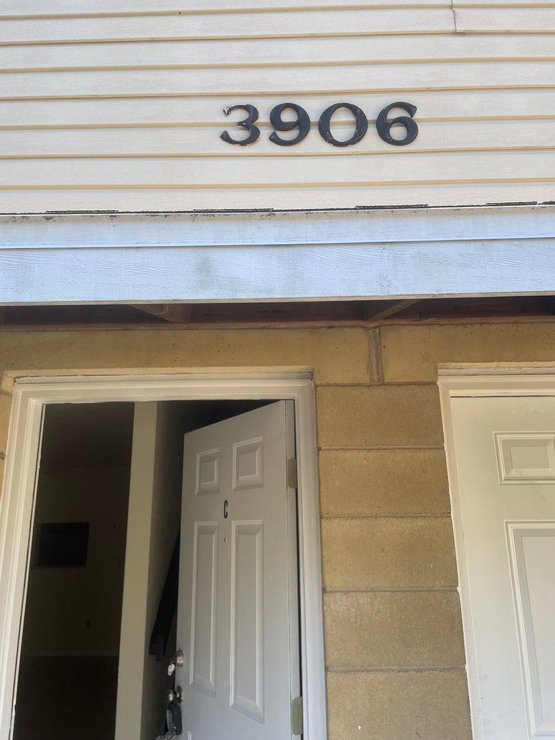 Apartment for rent at 3906 SW 26th Terrace, Gainesville, FL 32608