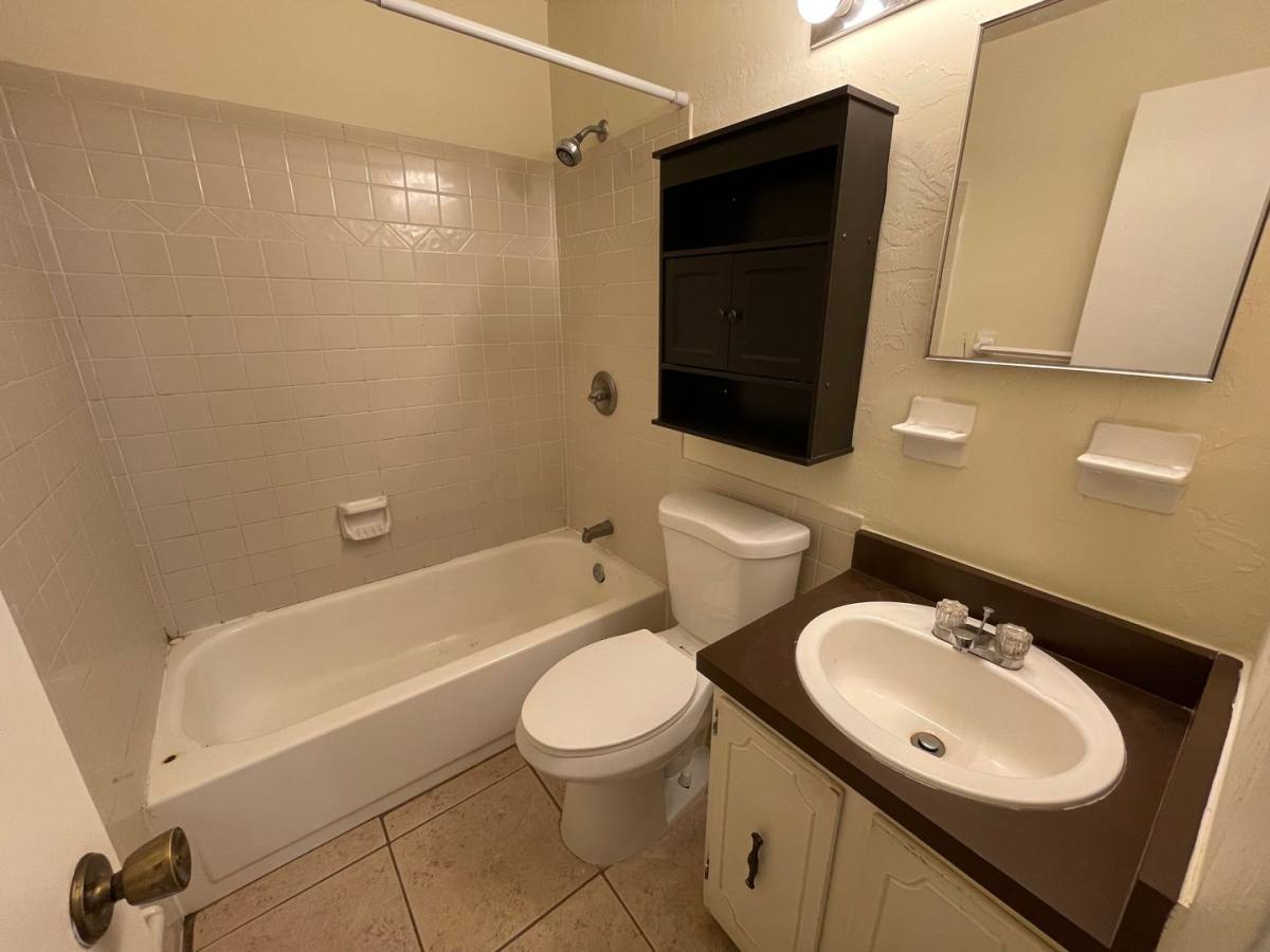 Apartment for rent at 3906 SW 26th Terrace, Gainesville, FL 32608