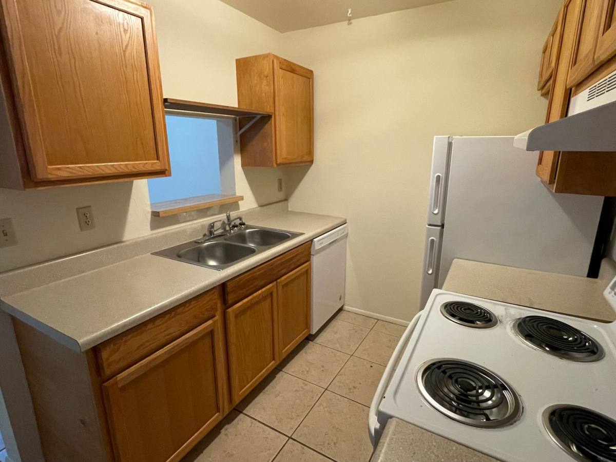 Apartment for rent at 3906 SW 26th Terrace, Gainesville, FL 32608