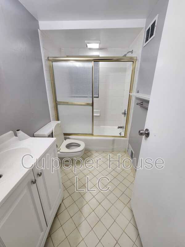 Apartment for rent at 4102 Garden Estates #4, Toledo, OH 43613