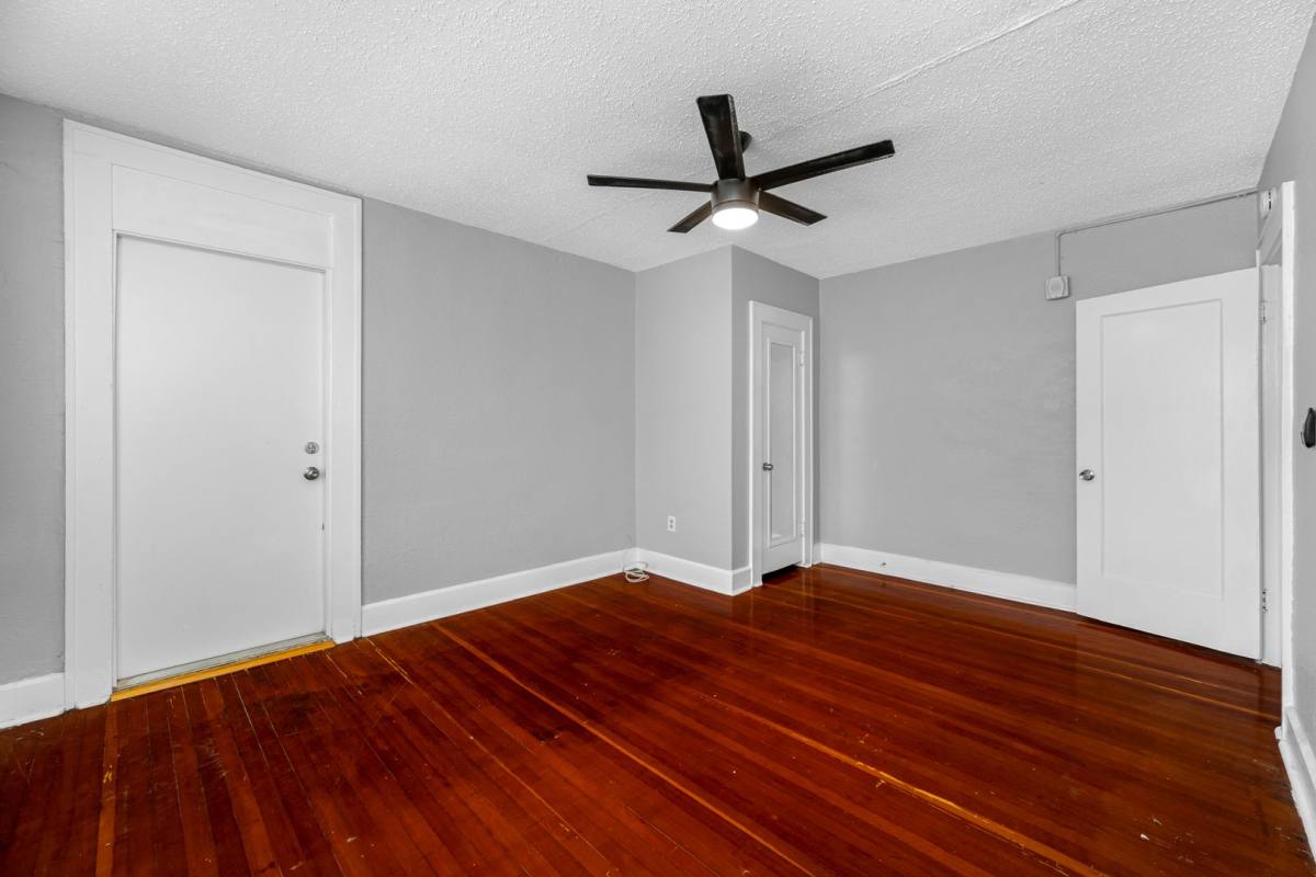 Apartment for rent at 324 Grove St N, Saint Petersburg, FL 33701