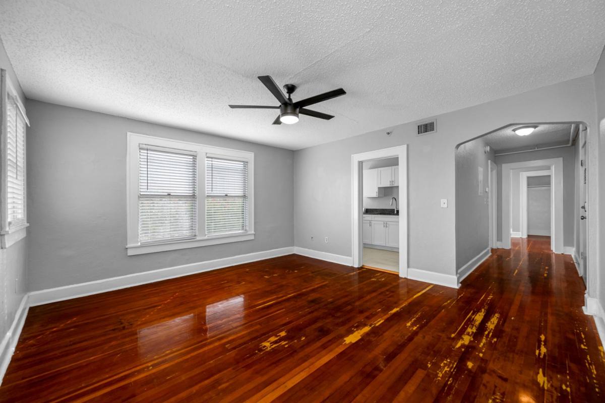 Apartment for rent at 324 Grove St N, Saint Petersburg, FL 33701