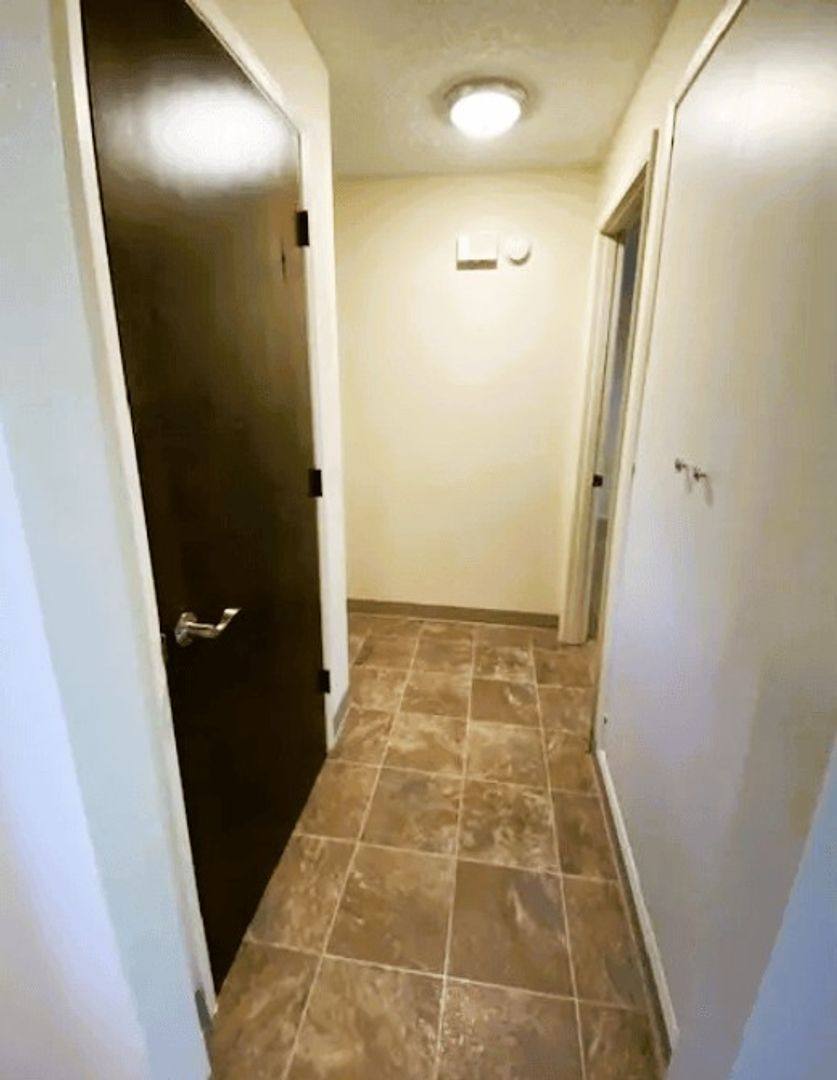 Apartment for rent at 158 Friendship Ave SE, Salem, OR 97302
