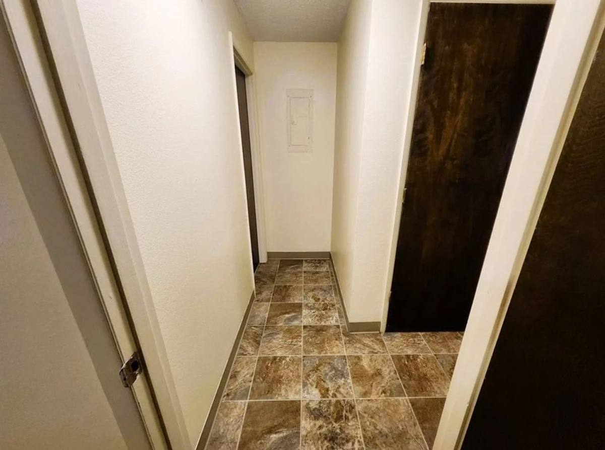 Apartment for rent at 158 Friendship Ave SE, Salem, OR 97302